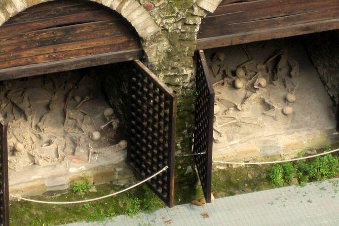 Pompeii Herculaneum small group tour from AmalfiCoast - Amalfi Coast pickup and the ride to Pompeii