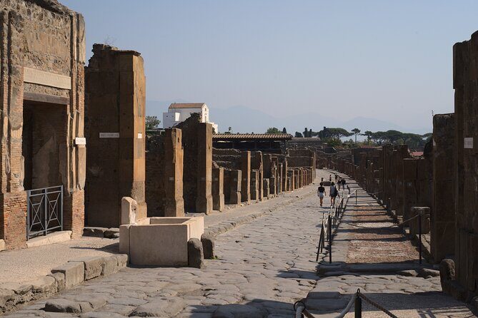 Pompeii & Mount Vesuvius Private Tour with Guide - Pompeii + Vesuvius in one day: what you’re really buying