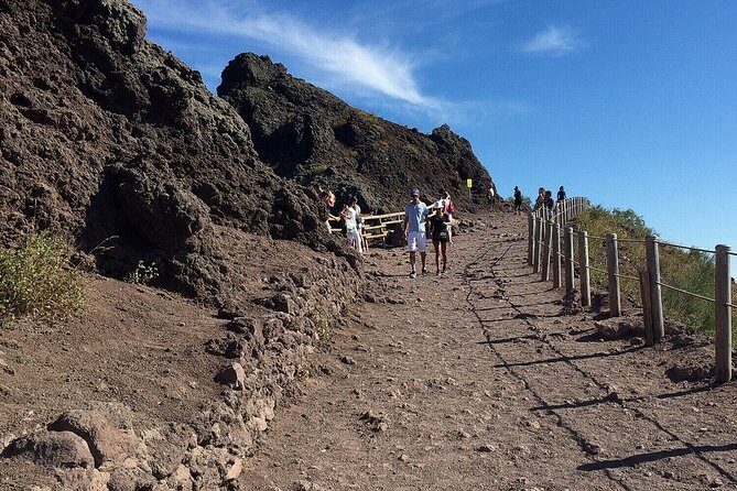 Pompeii & Mount Vesuvius Private Tour with Guide - Should you book this Pompeii & Vesuvius private tour?