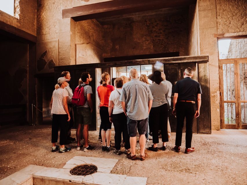 Pompeii: Small-Group Tour of Pompeii and Herculaneum - Price and value: why this guided day makes sense