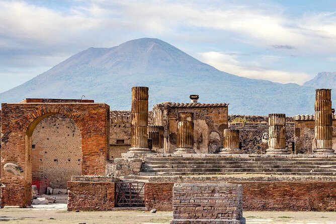Pompeii, Vesuvius & Wine Tasting - Price and logistics: what $148 covers (and what it doesn’t)