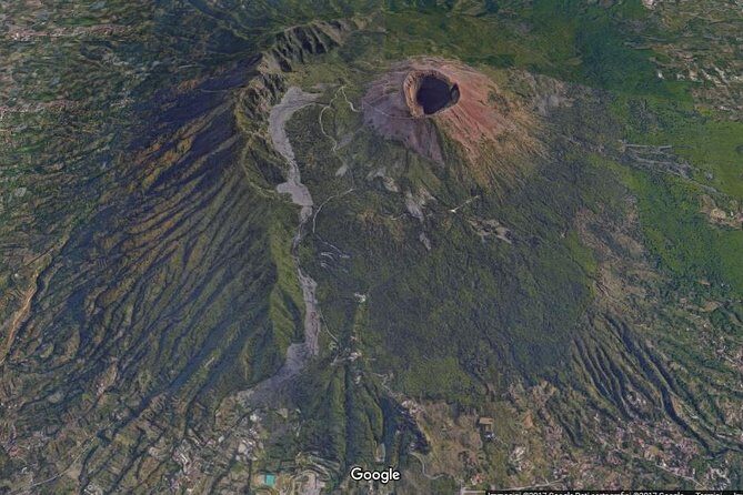 Private Day Tour to Vesuvius, Herculaneum & Pompeii with Pick Up - Food and breaks: plan for lunch out of pocket