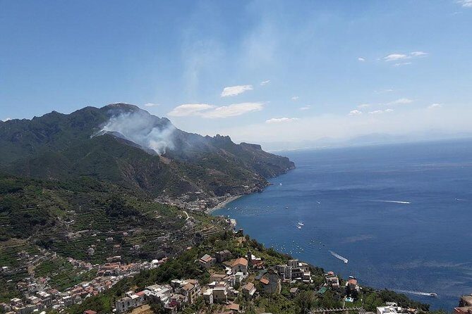 Private Exclusive VIP Tour of Positano, Pompeii & Mount Vesuvius - Positano Paradise Lounge Bar: your free hour with big views