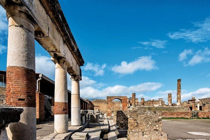 Private Exclusive VIP Tour of Positano, Pompeii & Mount Vesuvius - Naples pickup, transport, and what 8 hours feels like