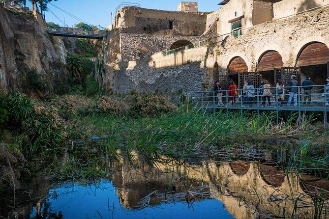 Private Herculaneum for Families: Kids Archaeology Adventure - Baths and the Palestra: Daily Routine With Social Life