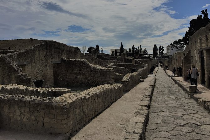 Private Herculaneum Tour for Kids and Families - How the Tour Keeps Kids Interested (And Still Feels Worth It)