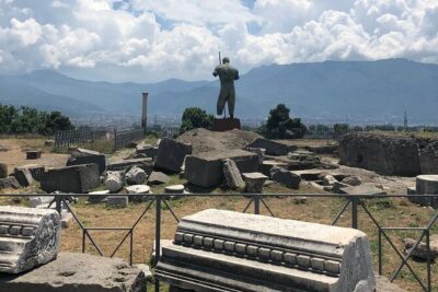 Private Pompeii and Herculaneum Day Tour with Pick Up - Pickup from Sorrento and Amalfi Coast: how your 8 hours are spent