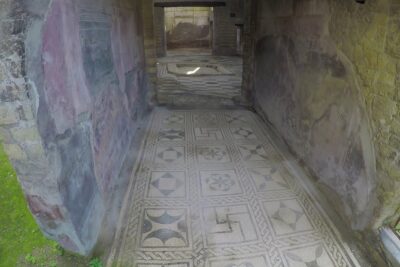Private Pompeii and Herculaneum from SORRENTO - Pompeii Scavi in two hours: what you should see (and why a guide helps)