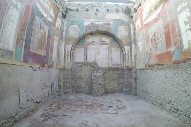Private Pompeii and Herculaneum from SORRENTO - Timing strategy: how to work the crowds and your energy