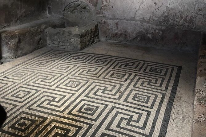 Private Tour to Pompei and Herculaneum: Skip-the-line Tickets - Skip-the-line tickets and mobile entry: where the value shows up