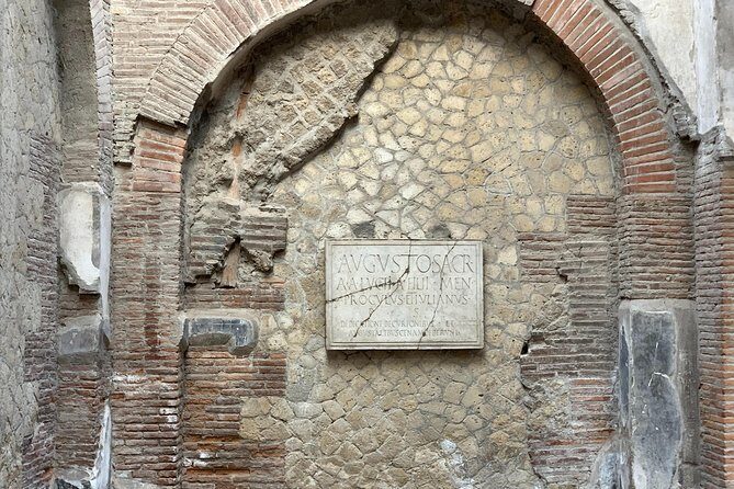 Secret Herculaneum: The Hidden Treasure of Ancient Roman Civilization - Who this tour fits best