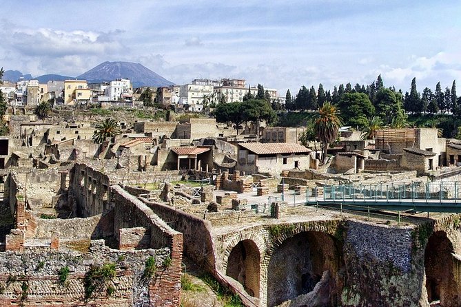 Skip-the-Line Herculaneum Tour from Sorrento - Group Size and Guide Energy: How the Experience Stays Friendly