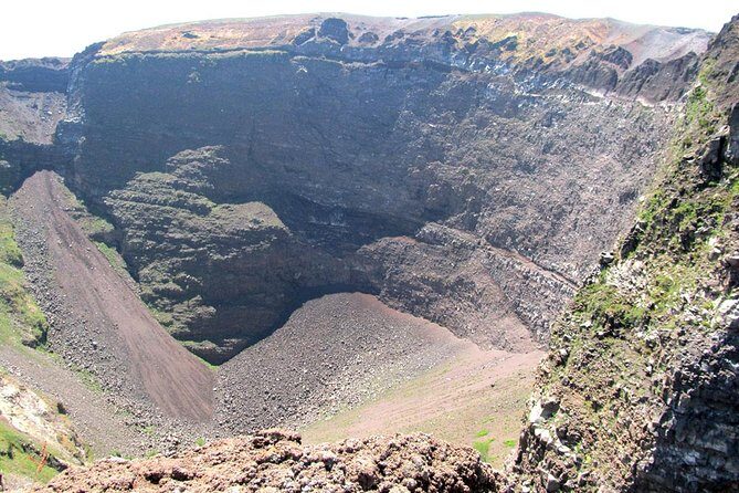 Skip-the-Line Pompeii & Volcano Vesuvius Day Tour w Hotel or Port Pickup - What Could Disrupt Your Day (And How to Handle It)
