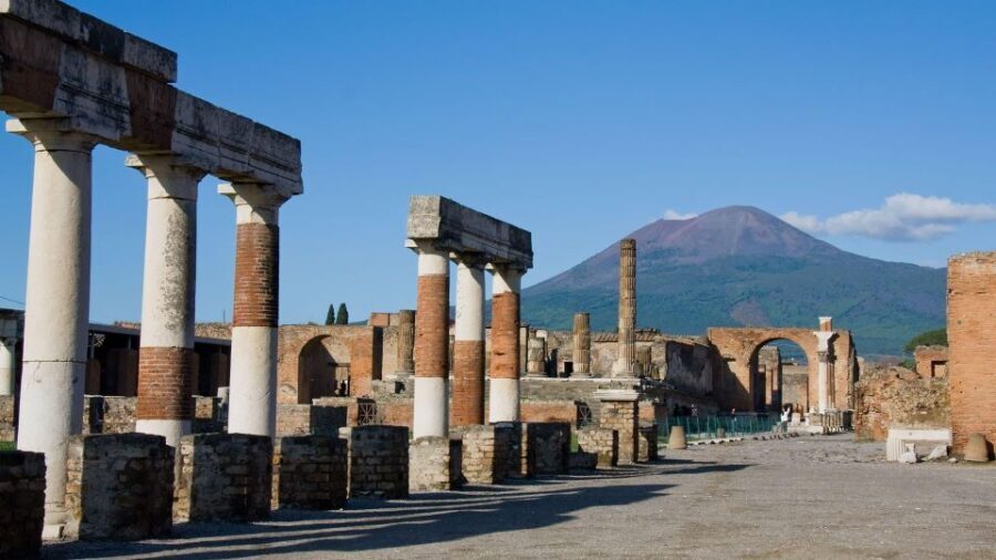 Sorrento: Pompeii & Herculaneum Day Trip Entry and Lunch - Should you book this Sorrento Pompeii and Herculaneum tour?