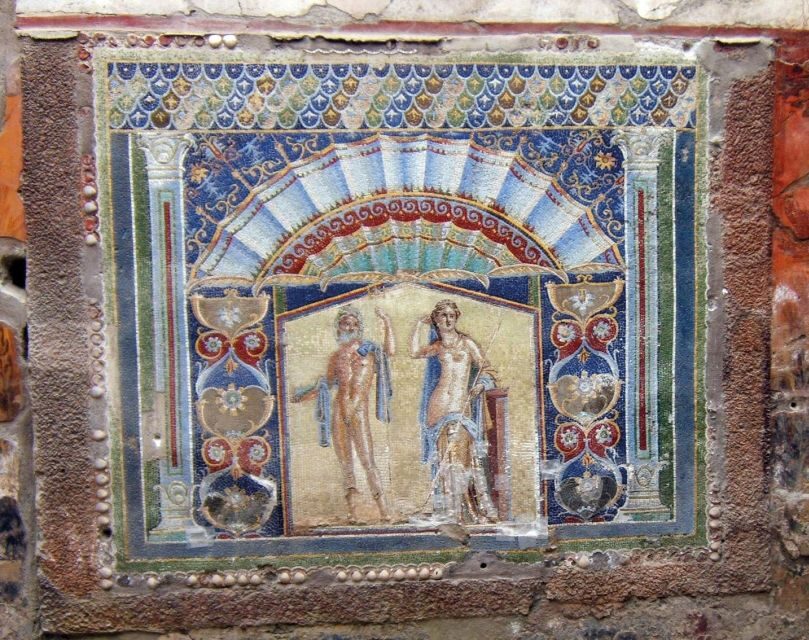 Sorrento: Pompeii & Herculaneum Day Trip Entry and Lunch - Why Pompeii and Herculaneum in one day makes sense from Sorrento