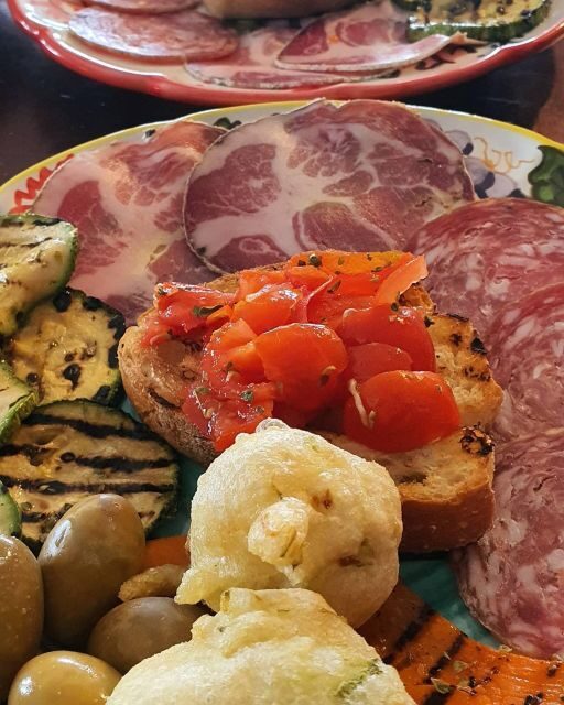 Sorrento: Pompeii & Herculaneum Day Trip Entry and Lunch - Pompeii guided tour: the big city where you only see part of the story