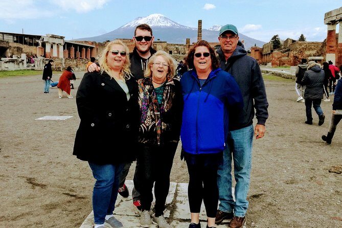 The charm of Pompeii and Herculaneum.Private Tour with Official Guide - Herculaneum excavations: why the villas-focused stop feels special