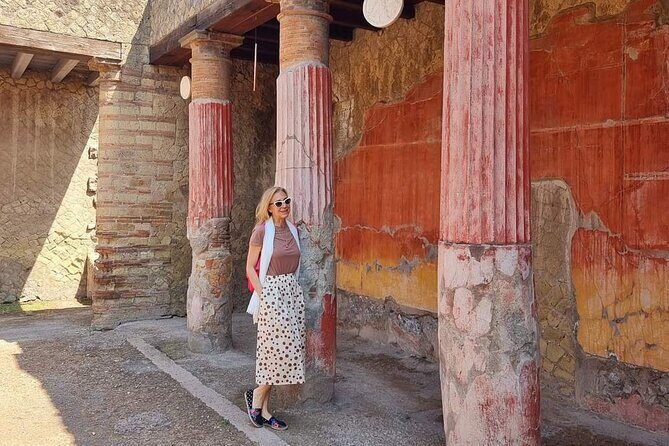 The charm of Pompeii and Herculaneum.Private Tour with Official Guide - Price and value: what $262.11 really means for your day