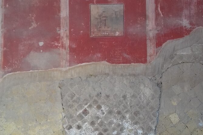 Transfer From Naples Train Station/area to Sorrento 2hr stop in Herculaneum - Naples to Herculaneum in One Easy Motion