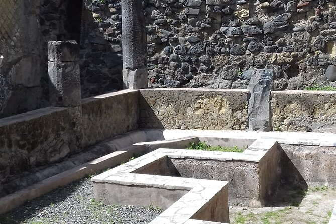 Transfer From Naples Train Station/area to Sorrento 2hr stop in Herculaneum - The Timing Reality: Fast Day, Tight Handoff