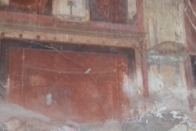 Transfer From Naples Train Station/area to Sorrento 2hr stop in Herculaneum - Your Choice: Self-Guided vs Optional Licensed Guide