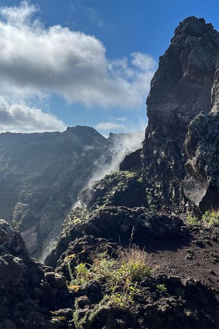 Vesuvio: 3h trekking tour with volcanological guide - Skipping the line: a small logistics win