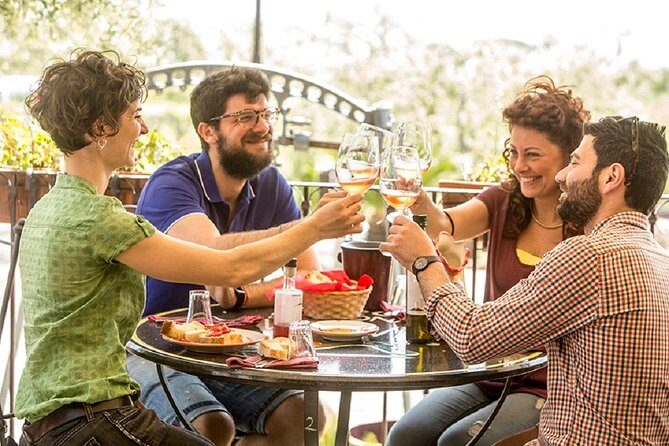 Vesuvio Gran cono + Wine Tasting & Lunch + Transfer from Naples - Cantina del Vesuvio winery: the Russo family setting you can taste