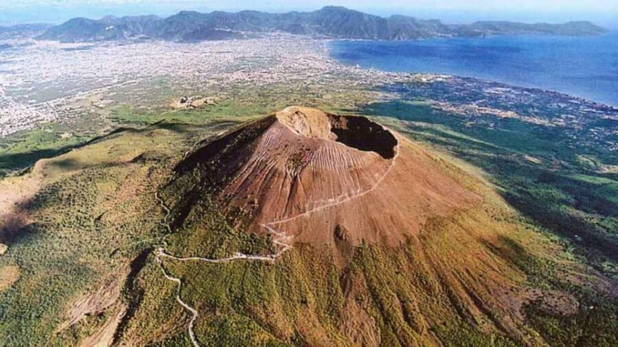 Vesuvius - Herculaneum - Pompeii Excavations Tour - Herculaneum’s Ash-Preserved Streets: What You Actually See