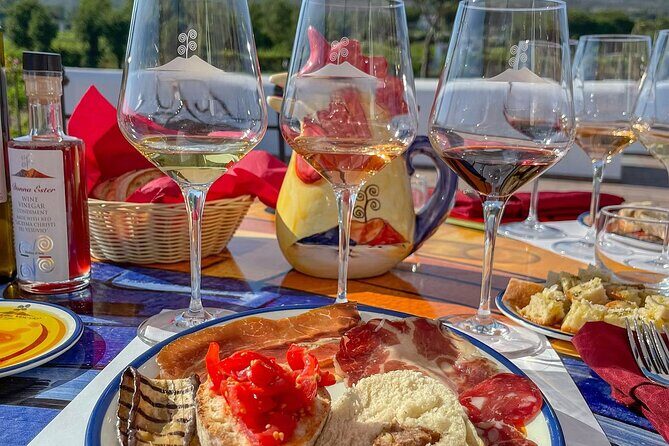 Vesuvius Wine Tasting Experience with Lunch Included - The five-wine Vesuvius tasting: what to expect from the pours