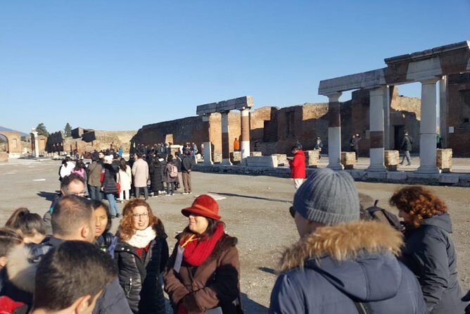 Visit Herculaneum with an expert professional guide (2/3 hours) - Guide Quality: The Difference Between Facts and Understanding