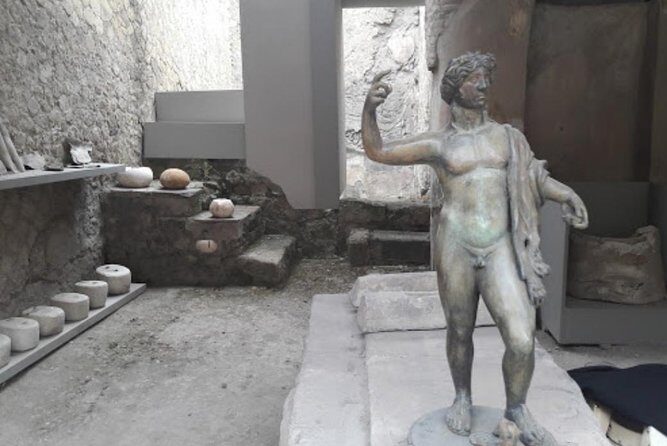 Visit to the archaeological park of Herculaneum - Herculaneum vs Pompeii: why this smaller site often wins