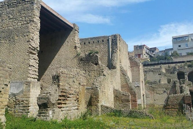 Visit to the archaeological park of Herculaneum - What you’ll actually see: mosaics, walls, and the day-to-day of Romans