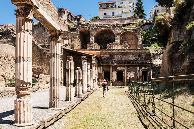 Walking Tour of Herculaneum with Local Guide - Why Herculaneum Works So Well in Just Two Hours